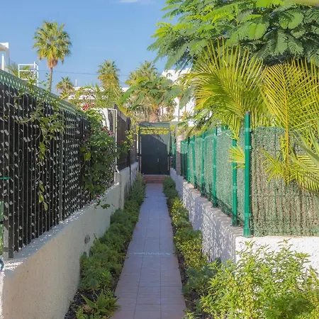 Ferienhaus Luxury - Private Terrace - Pool - Aircon *