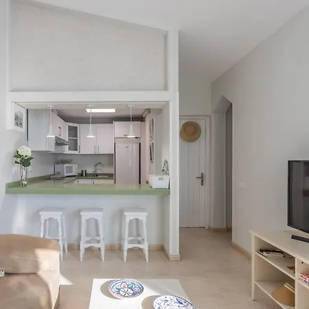 Ferienhaus Luxury - Private Terrace - Pool - Aircon