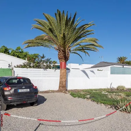 Ferienhaus Luxury - Private Terrace - Pool - Aircon San Bartolomé