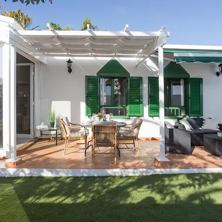 Luxury - Private Terrace - Pool - Aircon Holiday home San Bartolome de Tirajana (Gran Canaria)